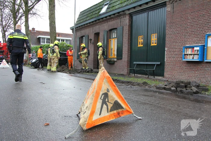 Brandweer doet onderzoek naar gaslucht in woning Boshoven