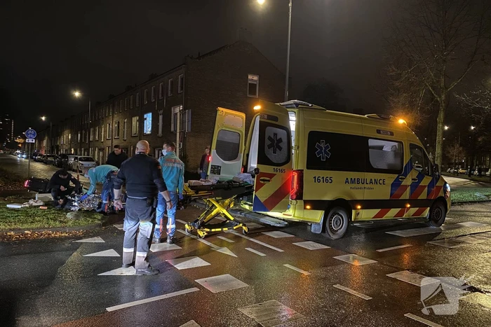 Maaltijdbezorger gewond bij aanrijding