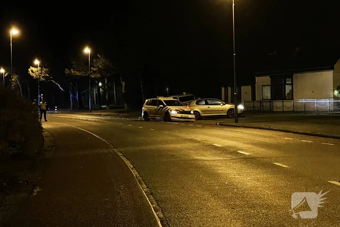 Auto klemgereden na achtervolging