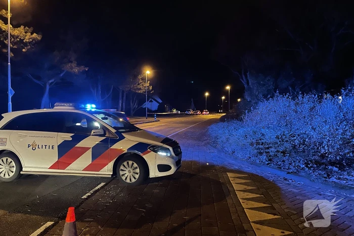 Auto klemgereden na achtervolging