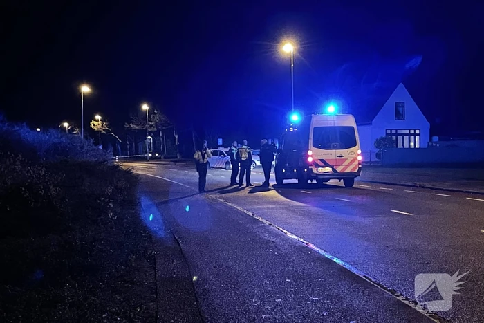 Auto klemgereden na achtervolging
