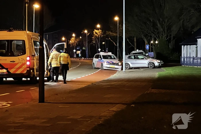 Auto klemgereden na achtervolging