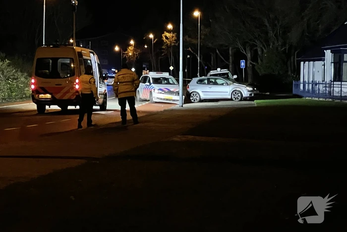 Auto klemgereden na achtervolging