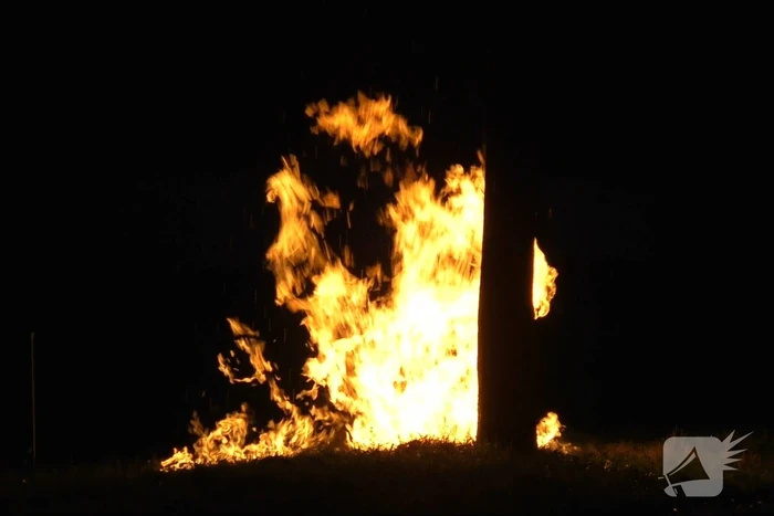 Metershoge vlammen bij brand in gasleiding