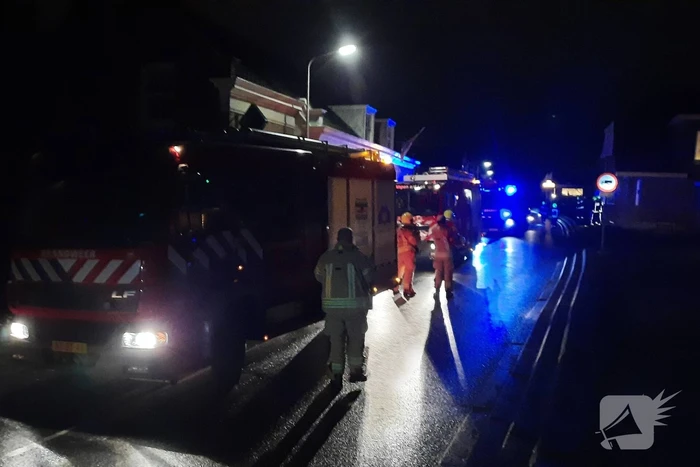 Brandweer dooft schoorsteenbrand