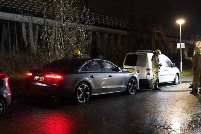 Flinke schade aan personenauto door brand