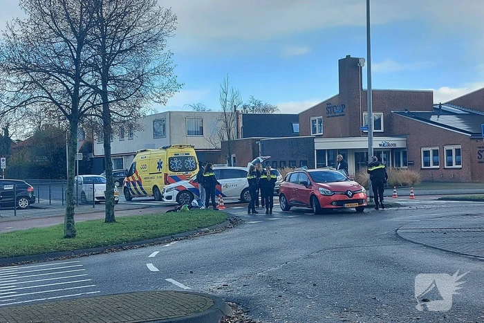 Fietser gewond bij botsing met auto