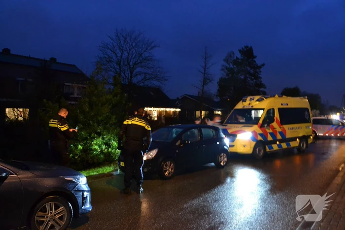 Twee personen aangehouden door opzettelijke botsing