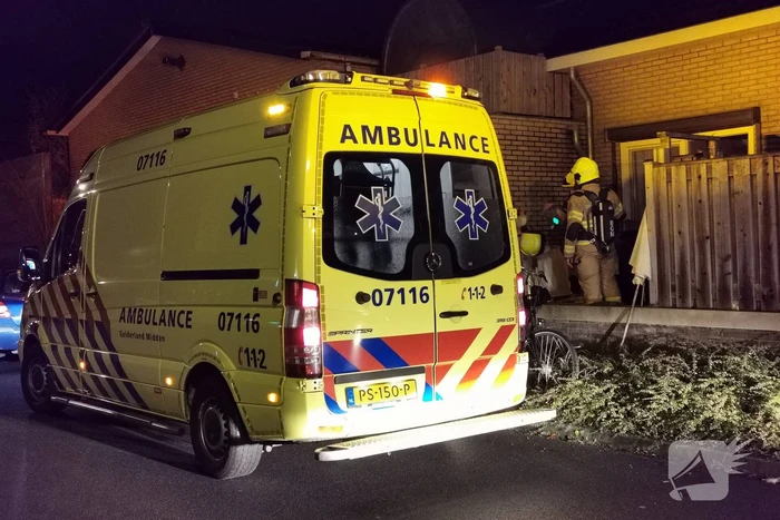 Brandweer doet onderzoek in woning