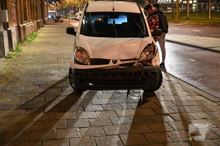 Schade na kop-staart aanrijding