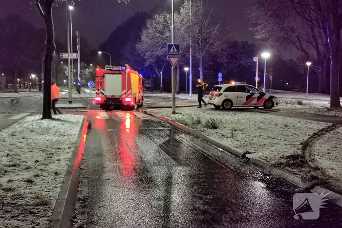 Persoon raakt te water in stroombergvijver