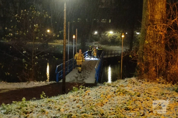 Persoon raakt te water in stroombergvijver