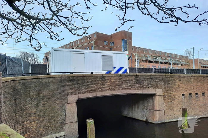Weg afgesloten door reconstructie in politie-onderzoek