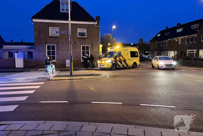 Fietser aangereden door auto
