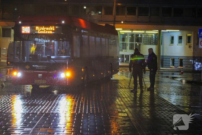 Persoon gewond bij aanrijding met bus