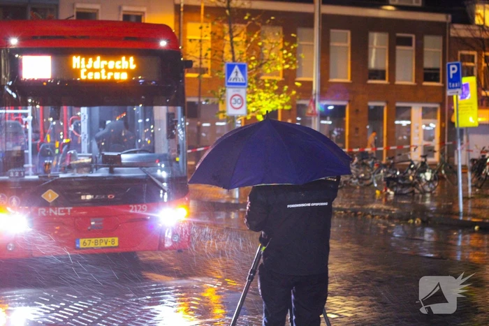 Persoon gewond bij aanrijding met bus