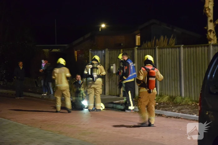 Brandweer sluit straat af door gaslekkage