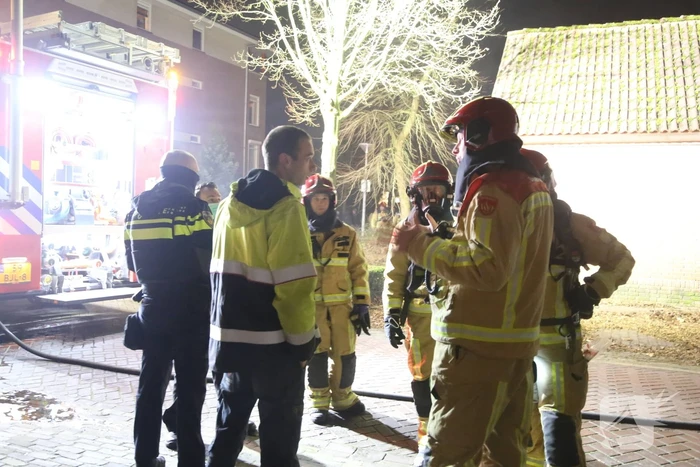 Brand in elektrahuis, huishoudens geen stroom