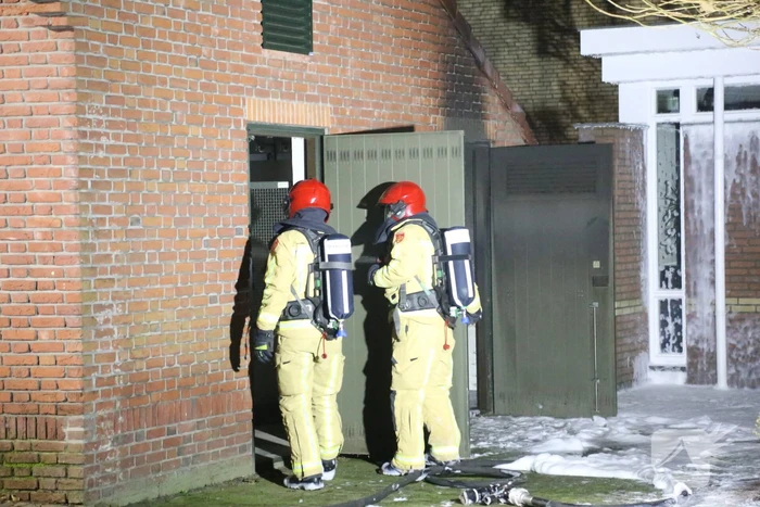 Brand in elektrahuis, huishoudens geen stroom