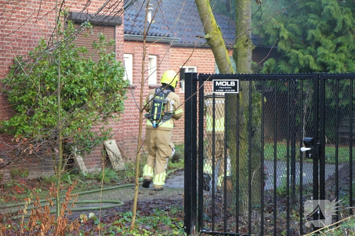 Veel rook bij brand in woning