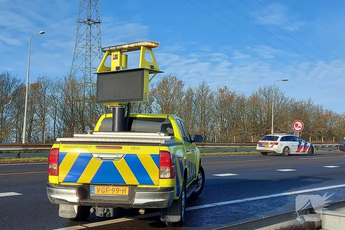 Ongeval tussen twee auto's op snelweg