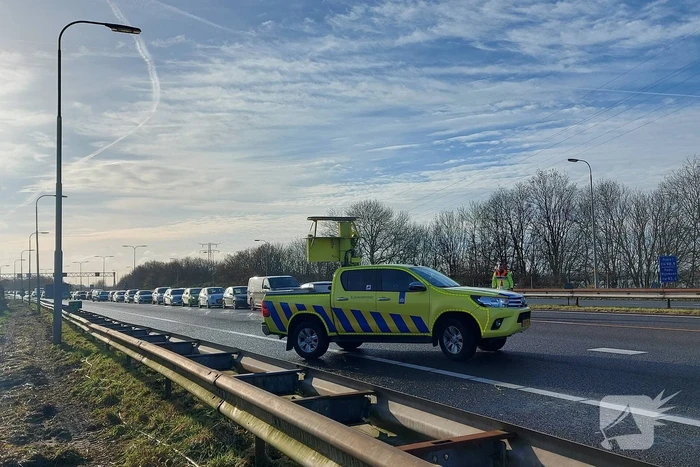 Ongeval tussen twee auto's op snelweg