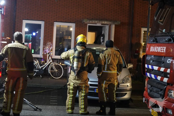 Veel rook na brand op eerste verdieping van woning