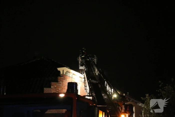 Schoorsteenbrand snel onder controle