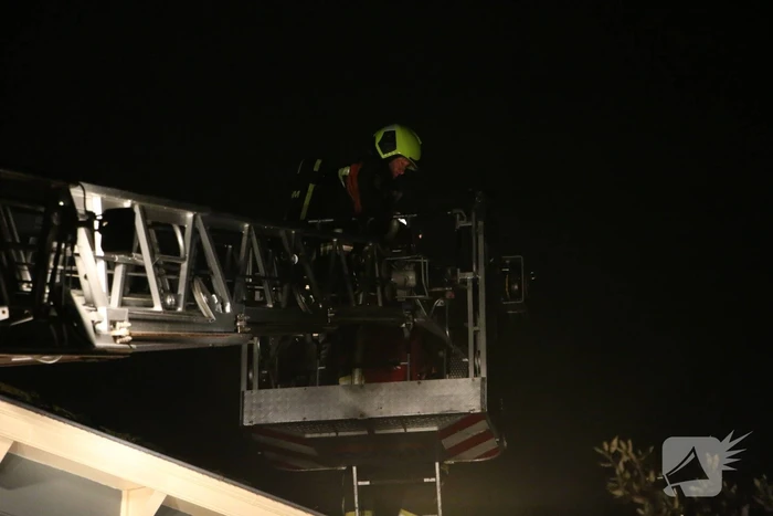 Schoorsteenbrand snel onder controle