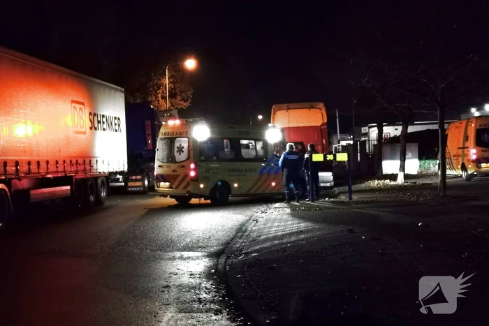Handhaving treft gewonde man aan op straat