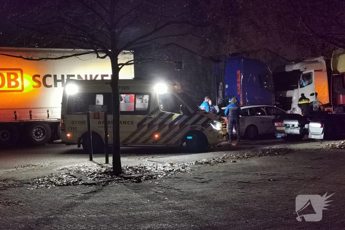 Handhaving treft gewonde man aan op straat