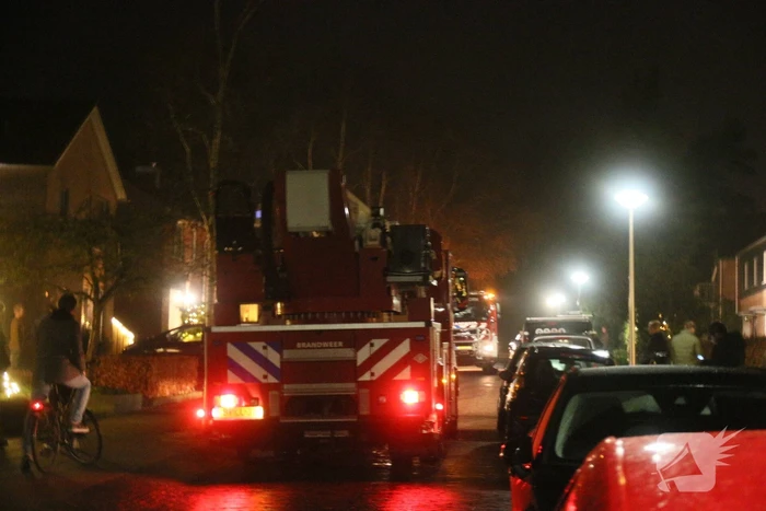 Brand in schoorsteen van woning