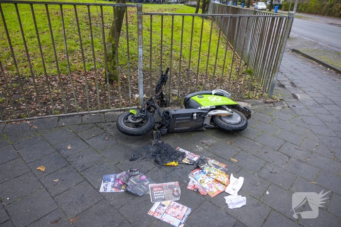 Go Sharing-deelscooter opnieuw in brand gestoken