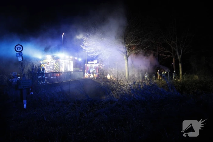 Grote brandweerinzet door brand in schuur