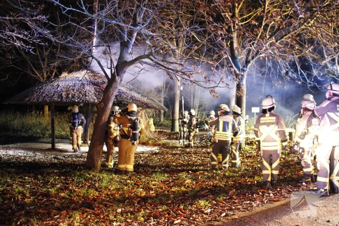 Grote brandweerinzet door brand in schuur