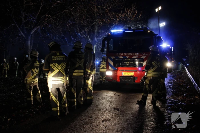 Grote brandweerinzet door brand in schuur