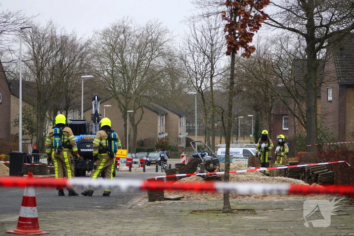 Straat afgesloten na sterke gaslucht