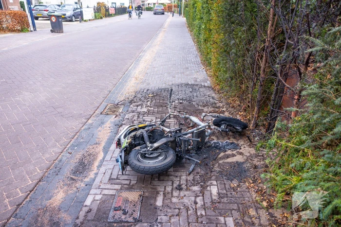 Tweede deelscooter in een week tijd in brand