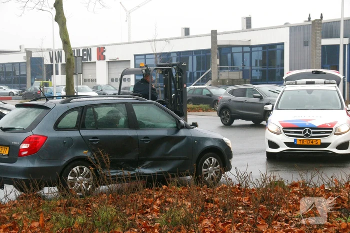 Veel schade bij ongeval op kruising