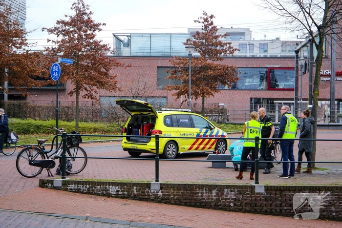 Jongeman op fiets gewond na verkeersongeval