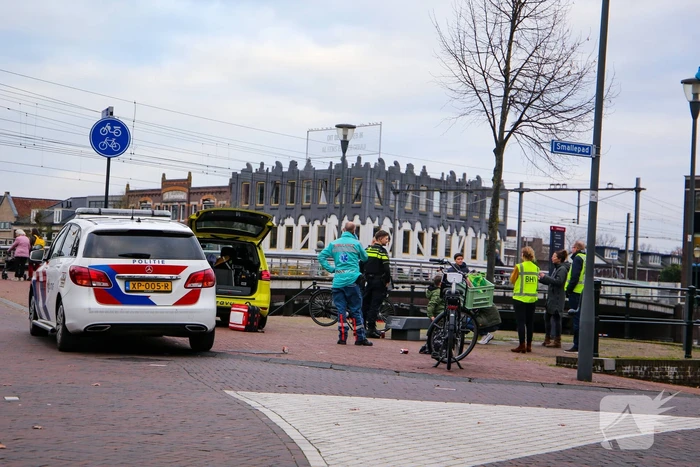 Jongeman op fiets gewond na verkeersongeval