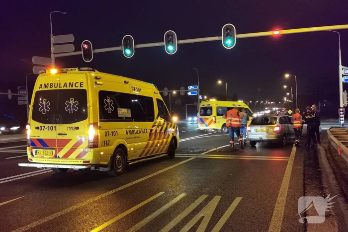 Kop-staart botsing tussen twee auto's