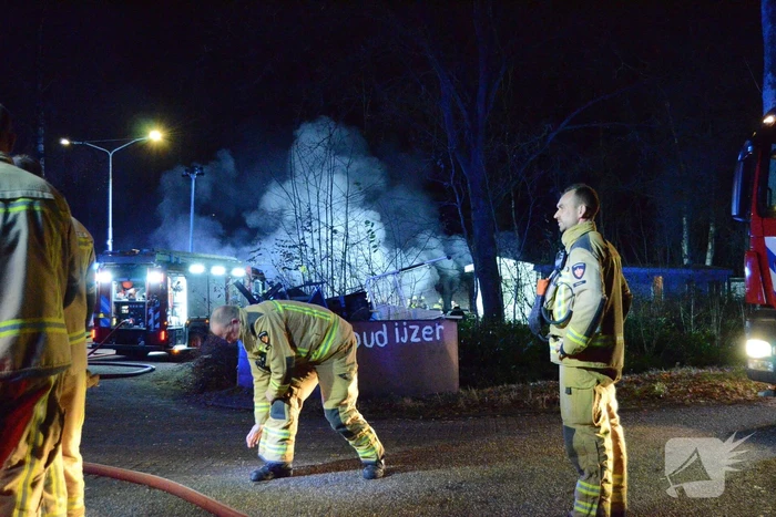 Traumateam ingezet bij brand op woonwagenkamp