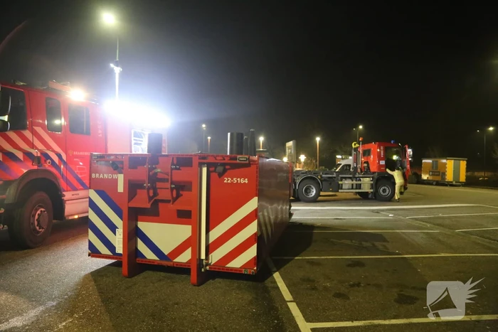 Afvalpers vliegt in in brand in restaurant