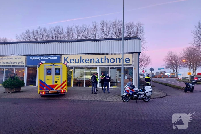 Motorrijder gaat onderuit en raakt gewond