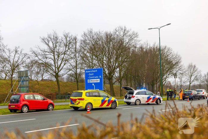 Drie personenwagens betrokken bij kop-staart botsing