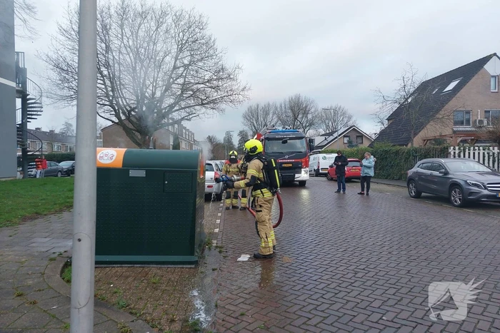 Vuurwerk veroorzaakt brand in container