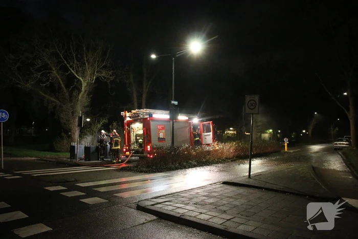 Veel rookontwikkeling bij brand in ondergrondse container