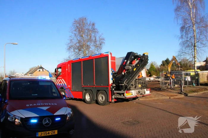 Persoon raakt bekneld tijdens sloopwerkzaamheden