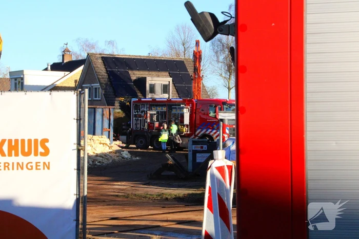 Persoon raakt bekneld tijdens sloopwerkzaamheden